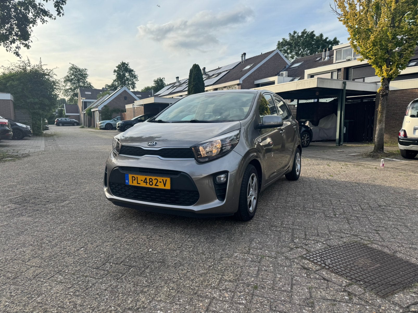 Kia Picanto 2017 (Dealer onderhouden) Beurt/apk gehad in mei, Auto's, Kia, Particulier, Picanto, Airbags, Airconditioning, Isofix