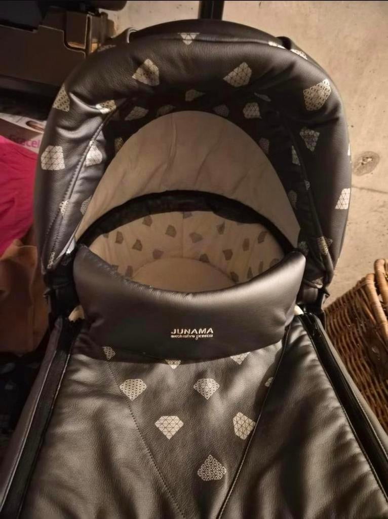 Junama Glow Kinderwagen - Luxe Design met Pixel Diamanten, Kinderen en Baby's, Kinderwagens en Combinaties, Gebruikt, Met reiswieg