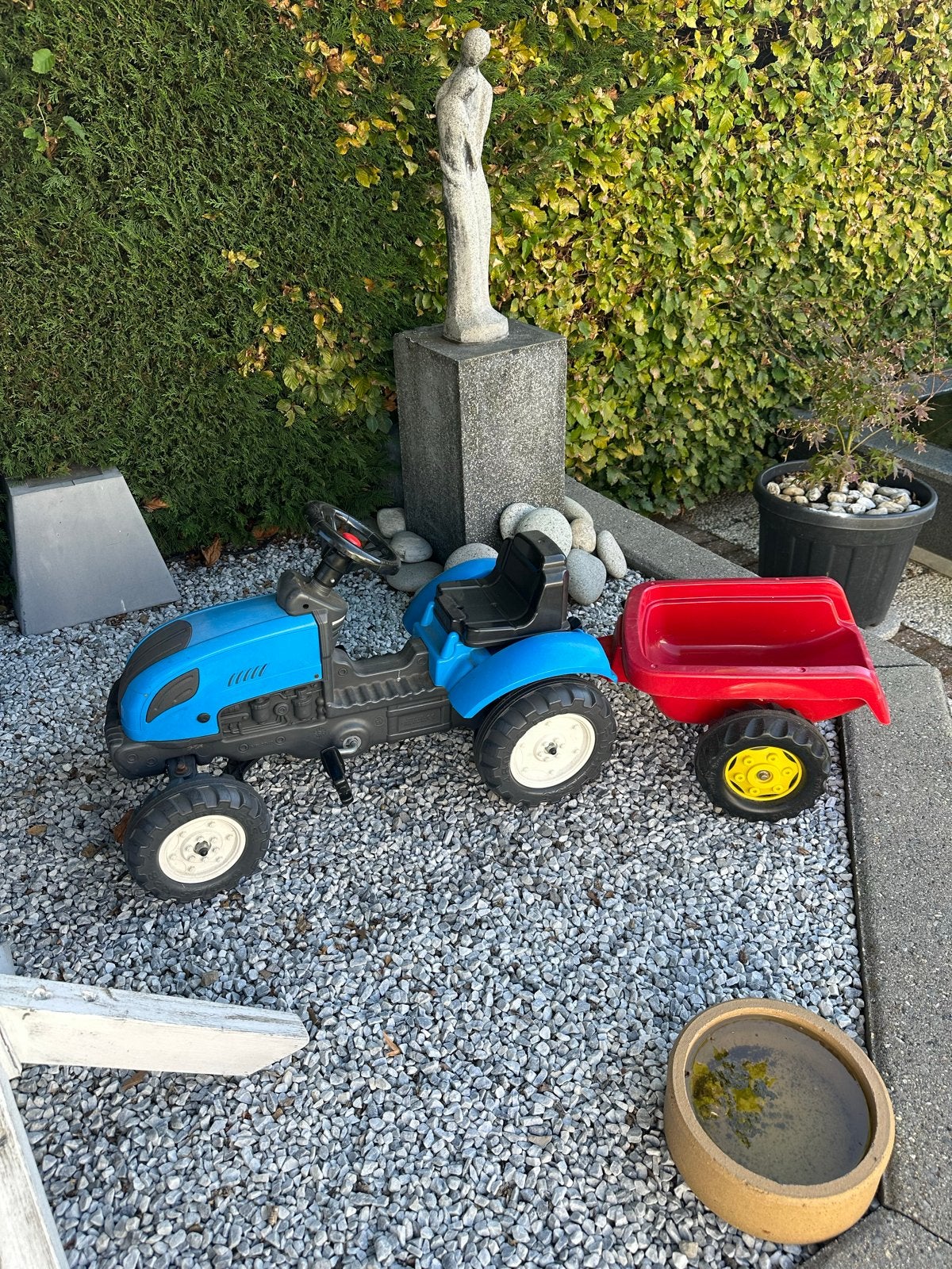 Diverse kinderrijvoertuigen: loopfiets, tractor, loopauto, s, Ophalen, Gebruikt, Loopfiets