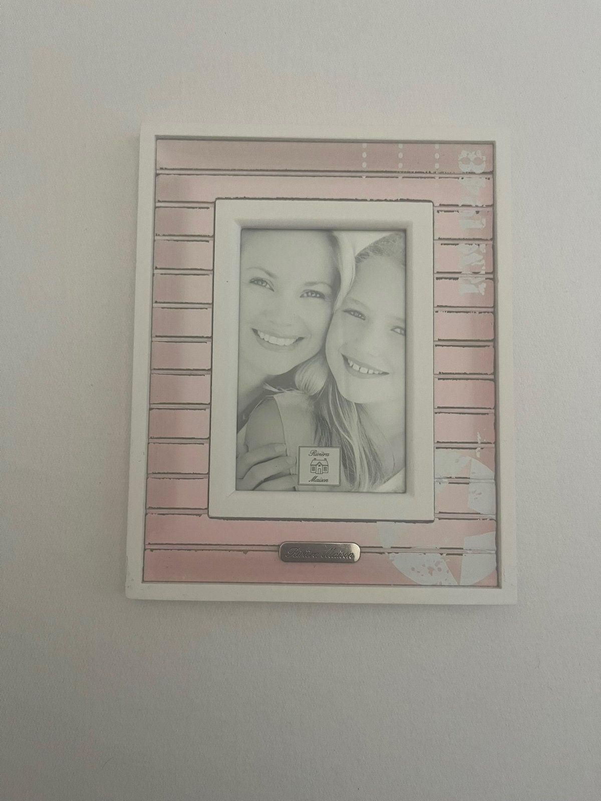 Te koop: roze houten fotolijst van Rivièra Maison, Nieuw, Ophalen of Verzenden, Fotolijst, Roze