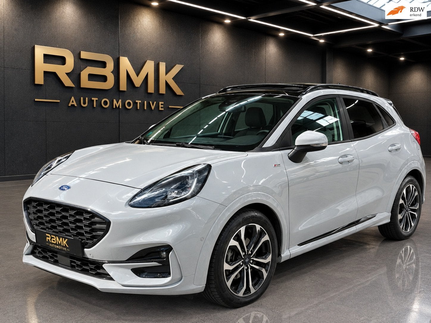 Ford Puma 1.0 EcoBoost Hybrid ST-Line / Full options!, Auto's, Voorwielaandrijving, Dealer onderhouden, 125 pk, Zwart