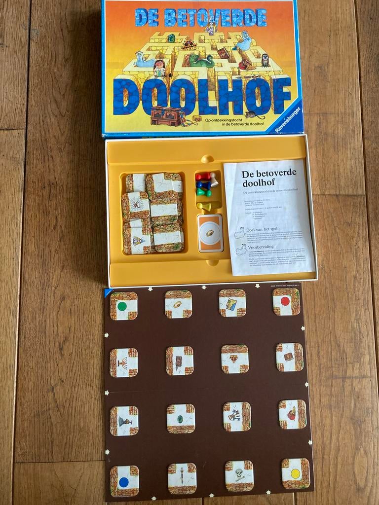 De Betoverde Doolhof bordspel, Hobby en Vrije tijd, Gezelschapsspellen | Bordspellen, Drie of vier spelers, Ophalen of Verzenden