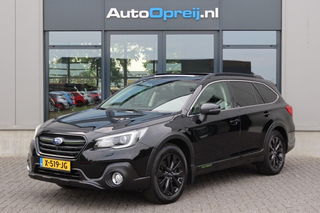 Subaru OUTBACK 2.5i Premium Adventure 4WD AUTOMAAT NAVI, Lee, Auto's, Automaat, Gebruikt, 4 cilinders, 2000 kg