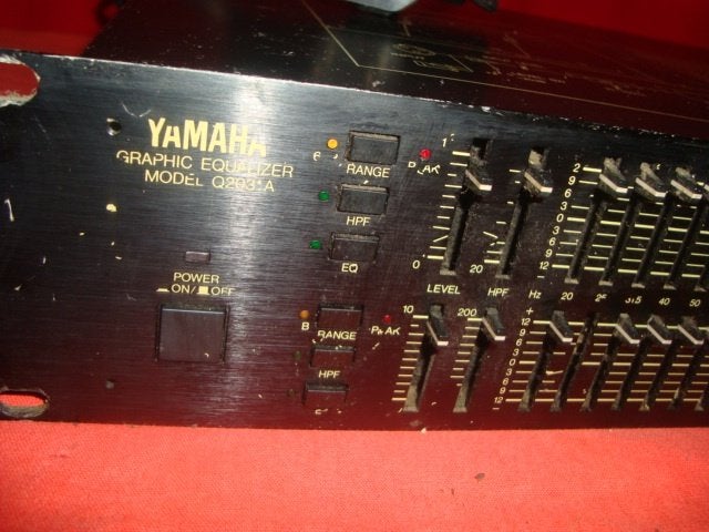Gebruikt: Yamaha Q2031A equalizer, 20260456, Mteurope@outlook.com, YAMAHA, MTE, Gebruikt