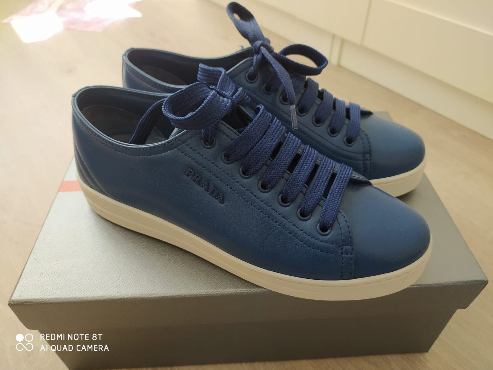 Prada Sneakers - Zo goed als nieuw, Prada, Blauw, Ophalen of Verzenden, Sneakers of Gympen