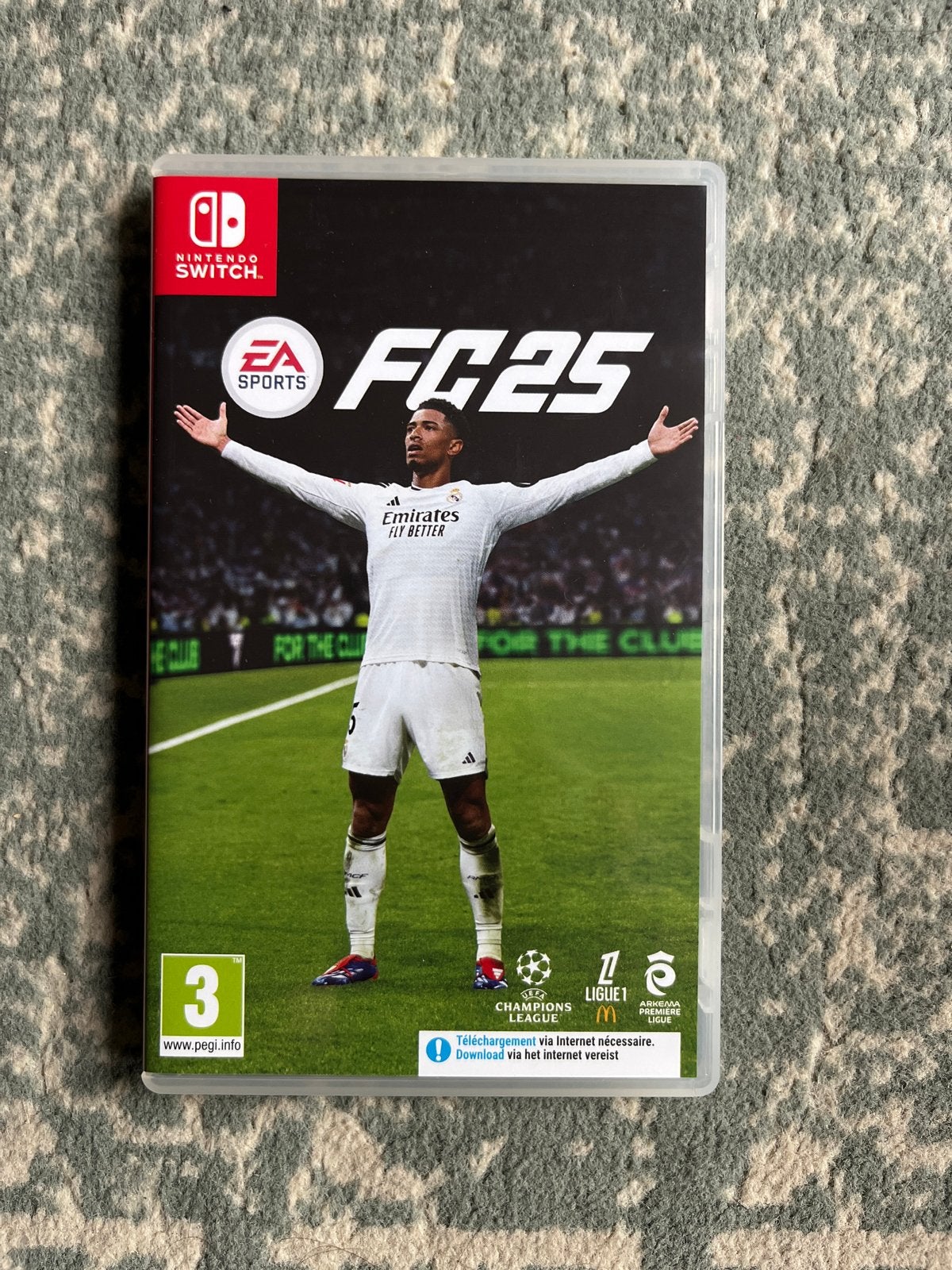 EA Sports FC 25 Nintendo Switch - Zo goed als nieuw, Eén computer, Ophalen of Verzenden, Zo goed als nieuw, Sport
