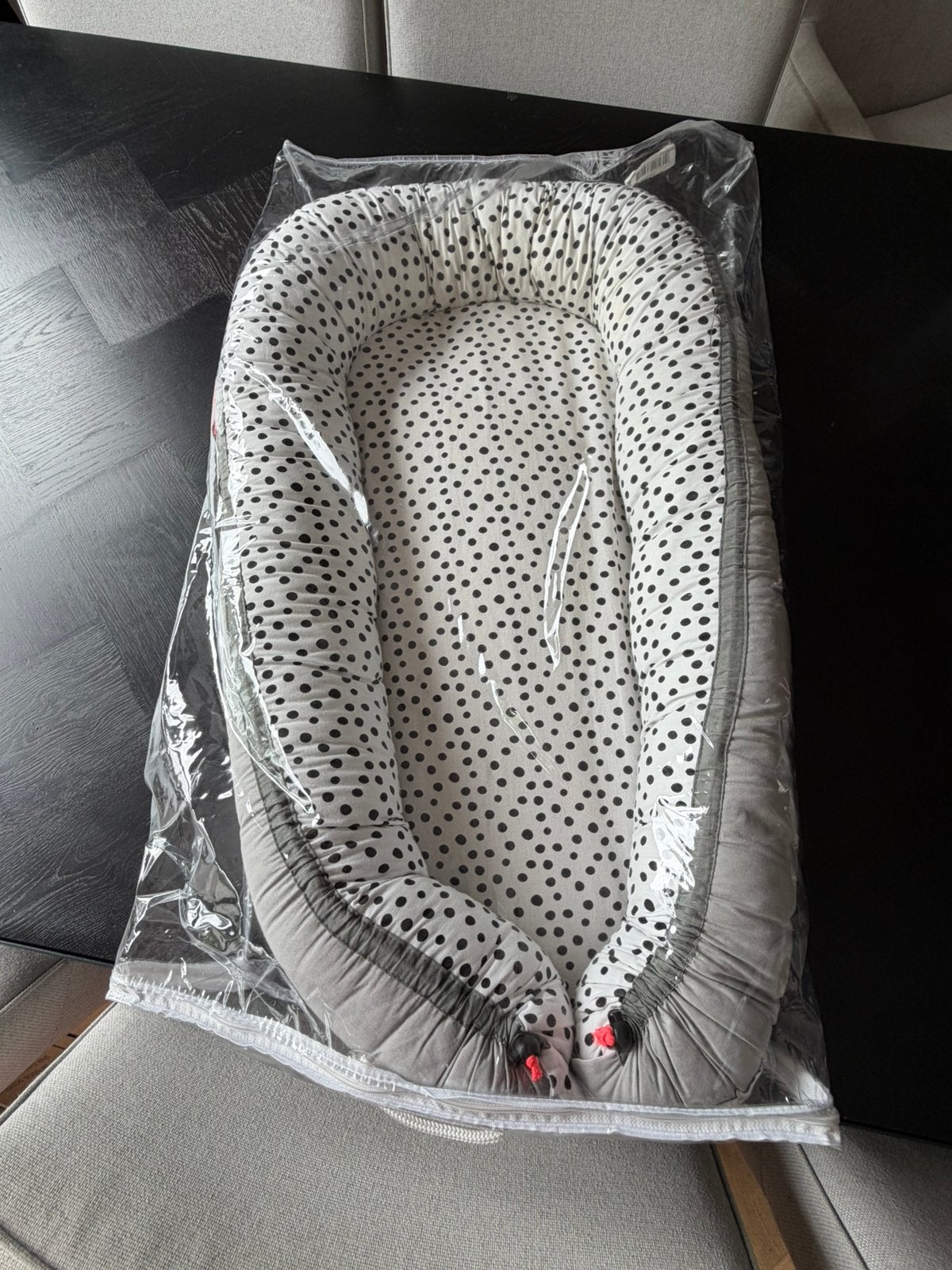 Done by Deer babynestje nieuwstaat, Kinderen en Baby's, Babywiegjes en Ledikanten, Ophalen, Zo goed als nieuw, Overige typen