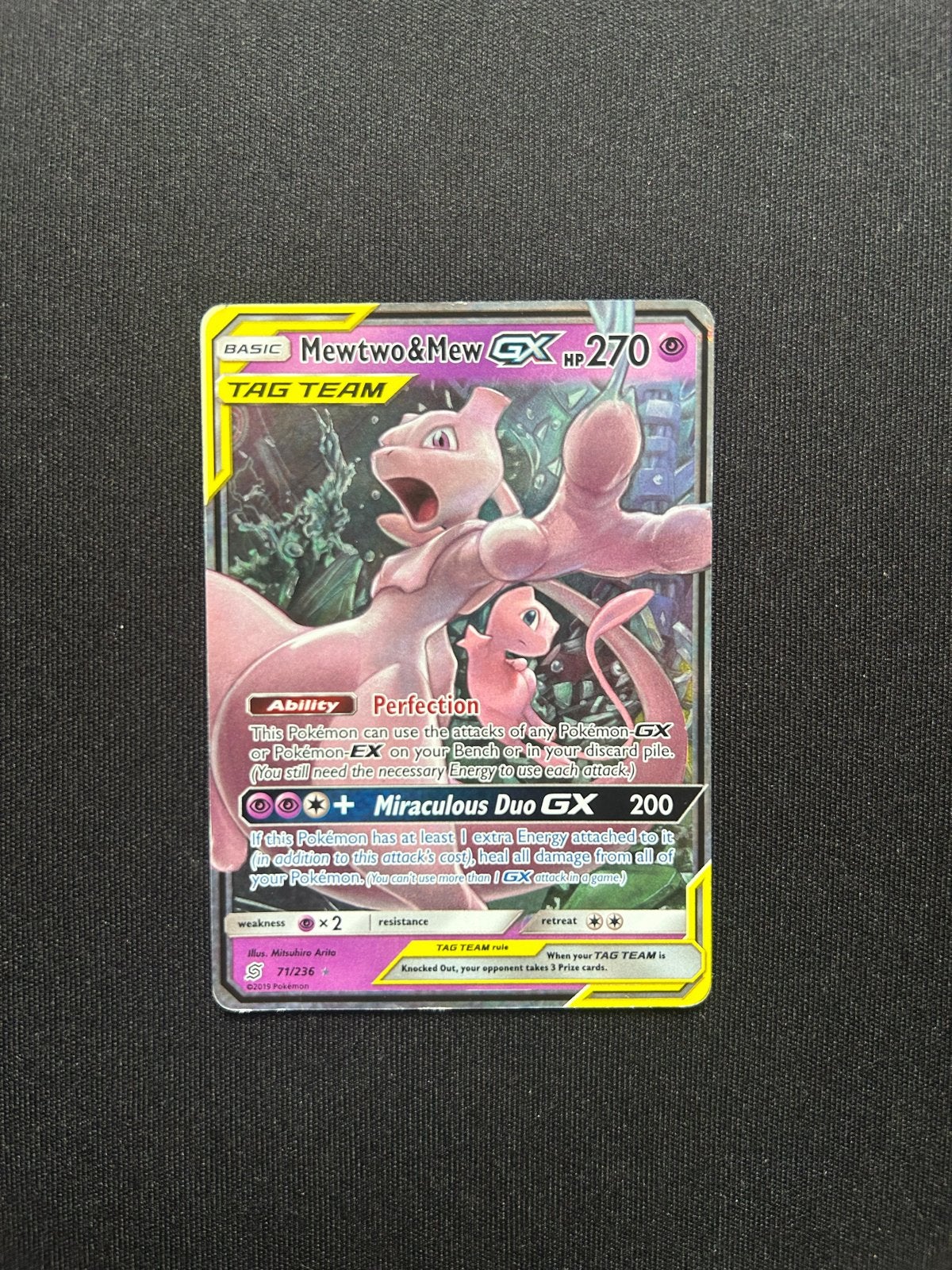 Mewtwo & Mew GX TAG TEAM Pokémon kaart (licht beschadigd), Ophalen of Verzenden, Gebruikt, Losse kaart