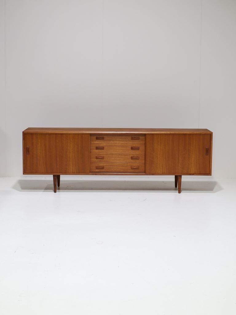 Lowboard Clausen & Søn dressoir teak vintage Deens 1960s, Ophalen, Met deur(en), -, -