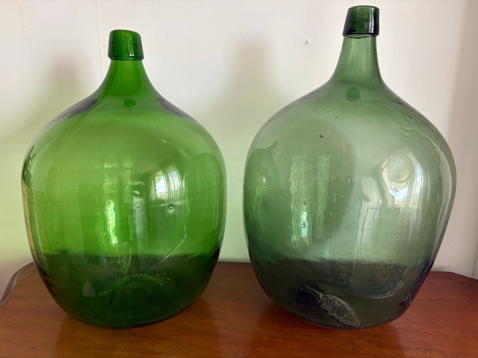 Set van 2 Vintage Groene Glazen Flessen - Demijohns, Antiek en Kunst, Ophalen