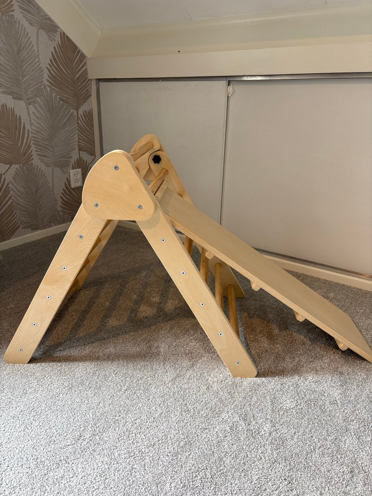 Pikler Triangle met Glijbaan - Stimuleert Ontwikkeling, Ophalen, Gebruikt, Jongen of Meisje