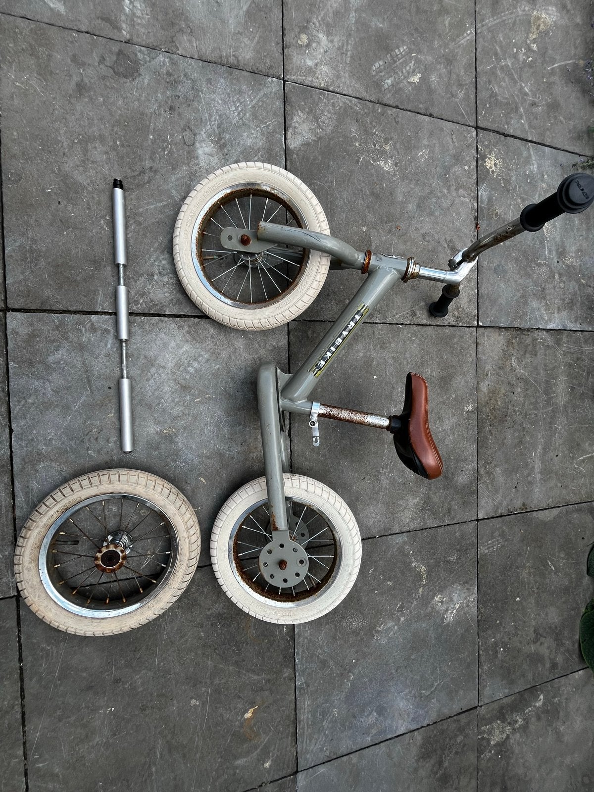 Trybike loopfiets om te bouwen naar driewieler, Ophalen, Gebruikt, Minder dan 16 inch