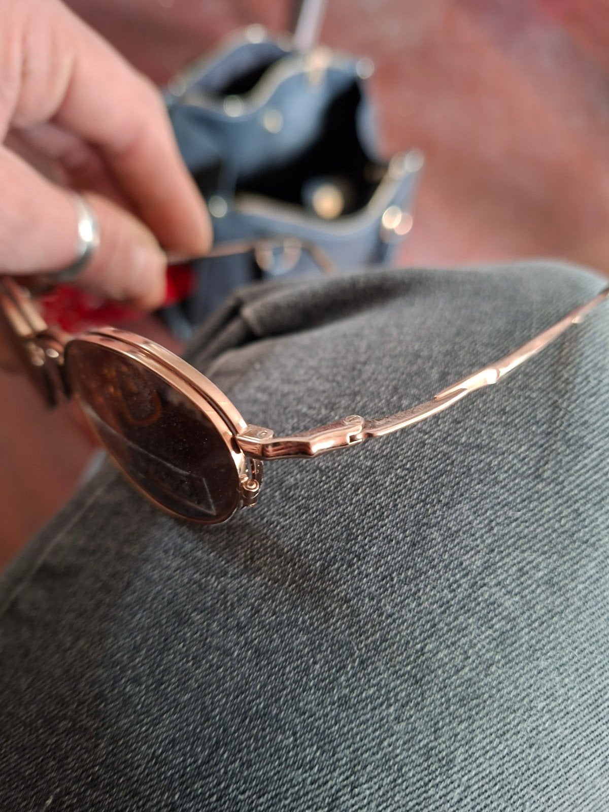 Echte Vintage  clip on zonnebril, Sieraden, Tassen en Uiterlijk, Zonnebrillen en Brillen | Dames, Ophalen of Verzenden, Zo goed als nieuw