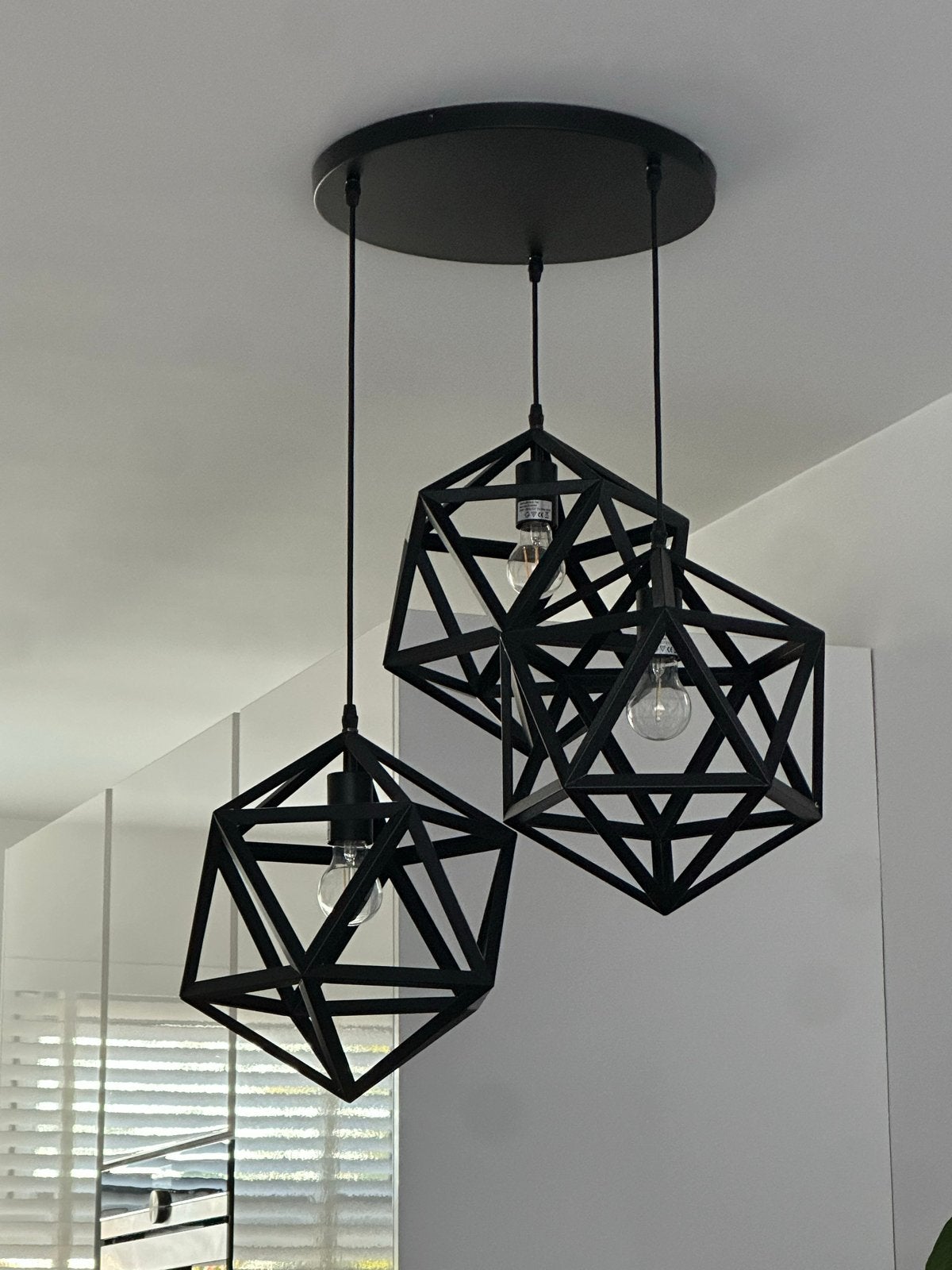Moderne Zwarte Triangle hanglamp, Ophalen, Zo goed als nieuw, Metaal, E27 (groot)