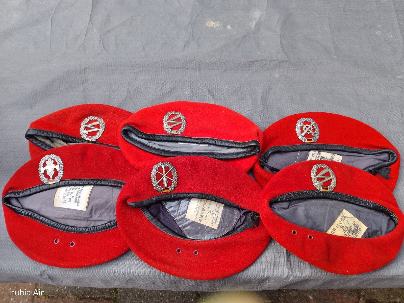 6 Duitse baretten, Ophalen of Verzenden, Landmacht, Duitsland, Embleem of Badge