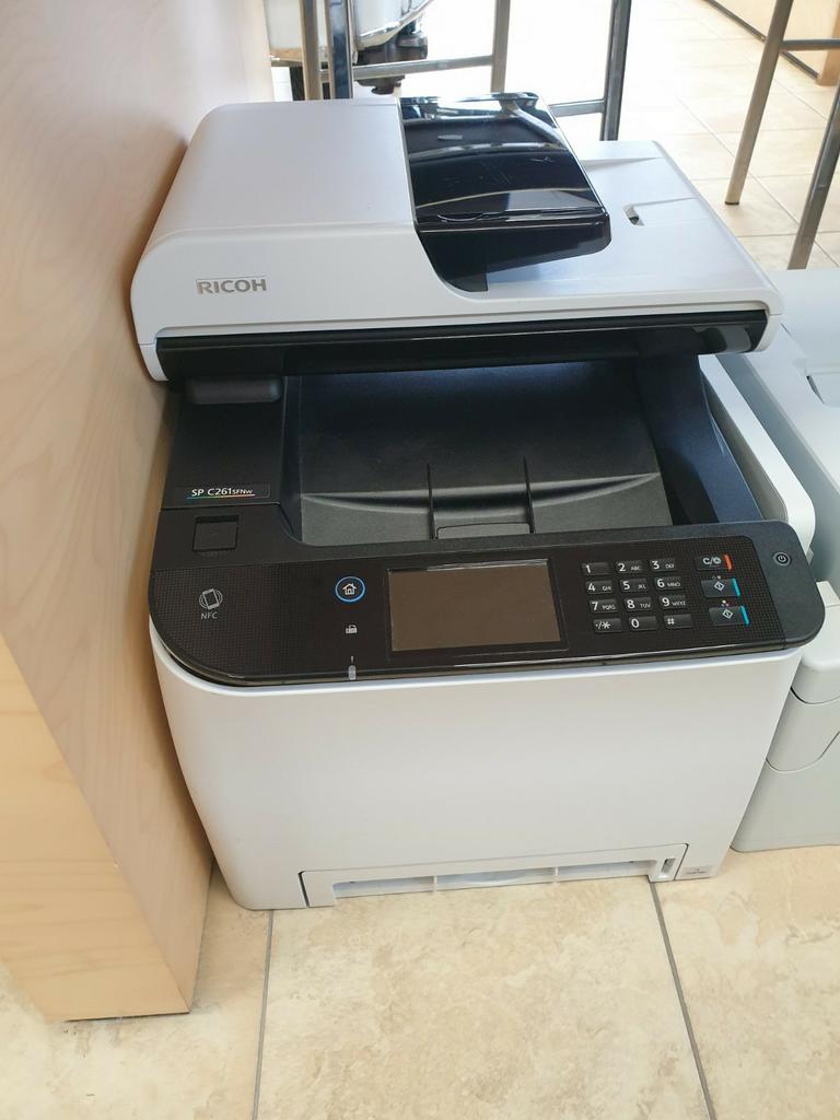 Ricoh SP C261SFNw kleuren laserprinter, Computers en Software, Printers, Ophalen, Zo goed als nieuw