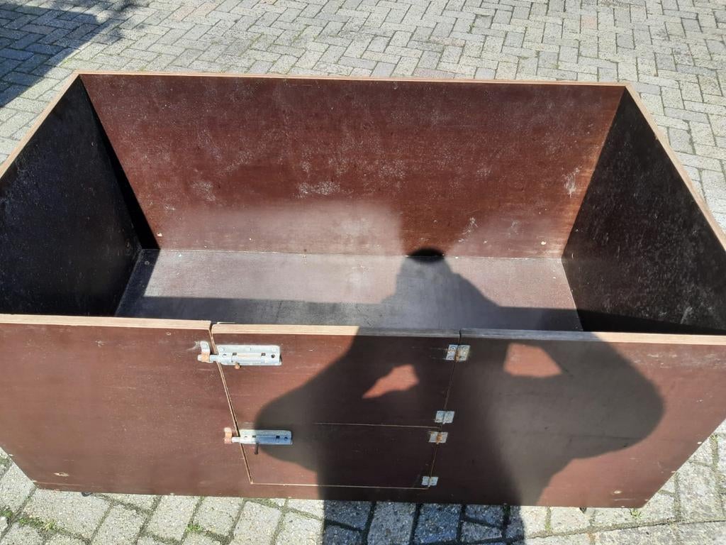 Te koop 2 werpkisten met 3 warmtelampen, Dieren en Toebehoren, Ophalen, Gebruikt