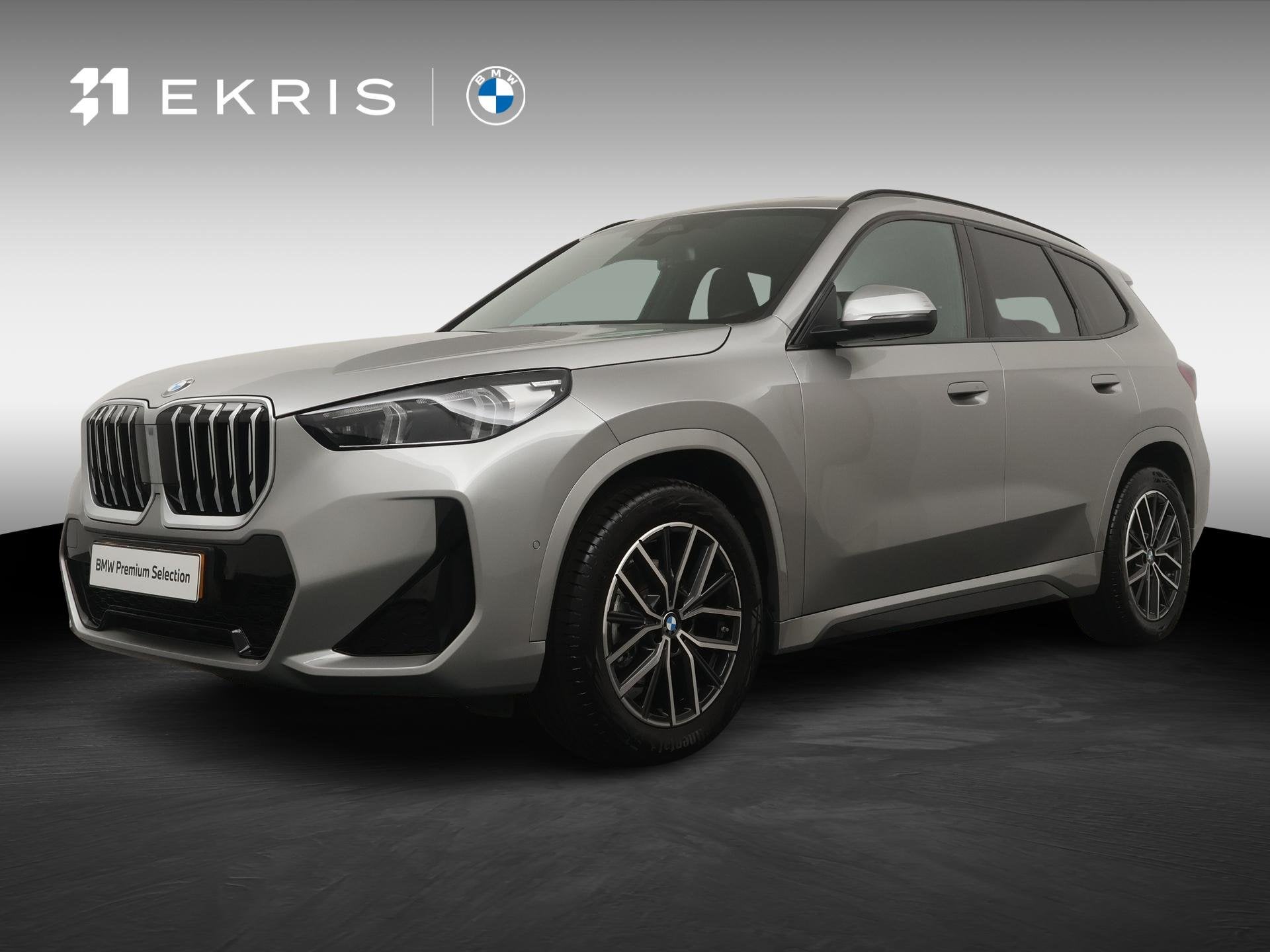 BMW X1 sDrive18i | M sportpakket | Panoramadak | Trekhaak |, Auto's, BMW, 136 pk, Gebruikt, Met garantie (alle), Bedrijf