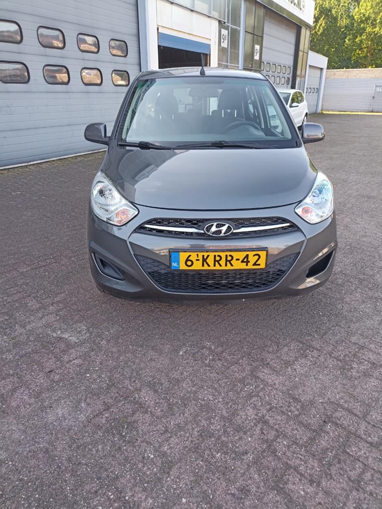 Hyundai i10 2013 benzine orgineel Nederlands auto, Auto's, Metallic lak, Bedrijf, Handgeschakeld, 1000 cc