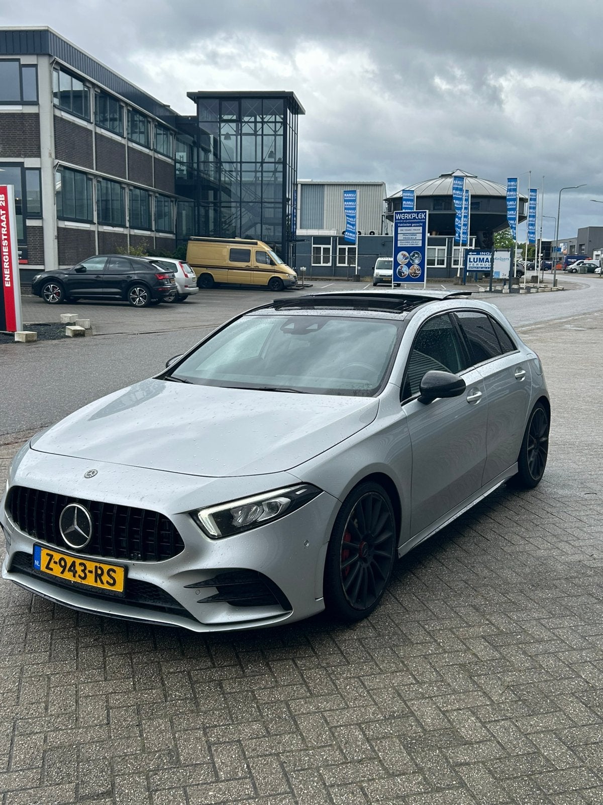 Mercedes-Benz A-Klasse A 35 AMG 306pk 4Matic AMG PANO, Auto's, Automaat, 1800 kg, Euro 6, 4 cilinders