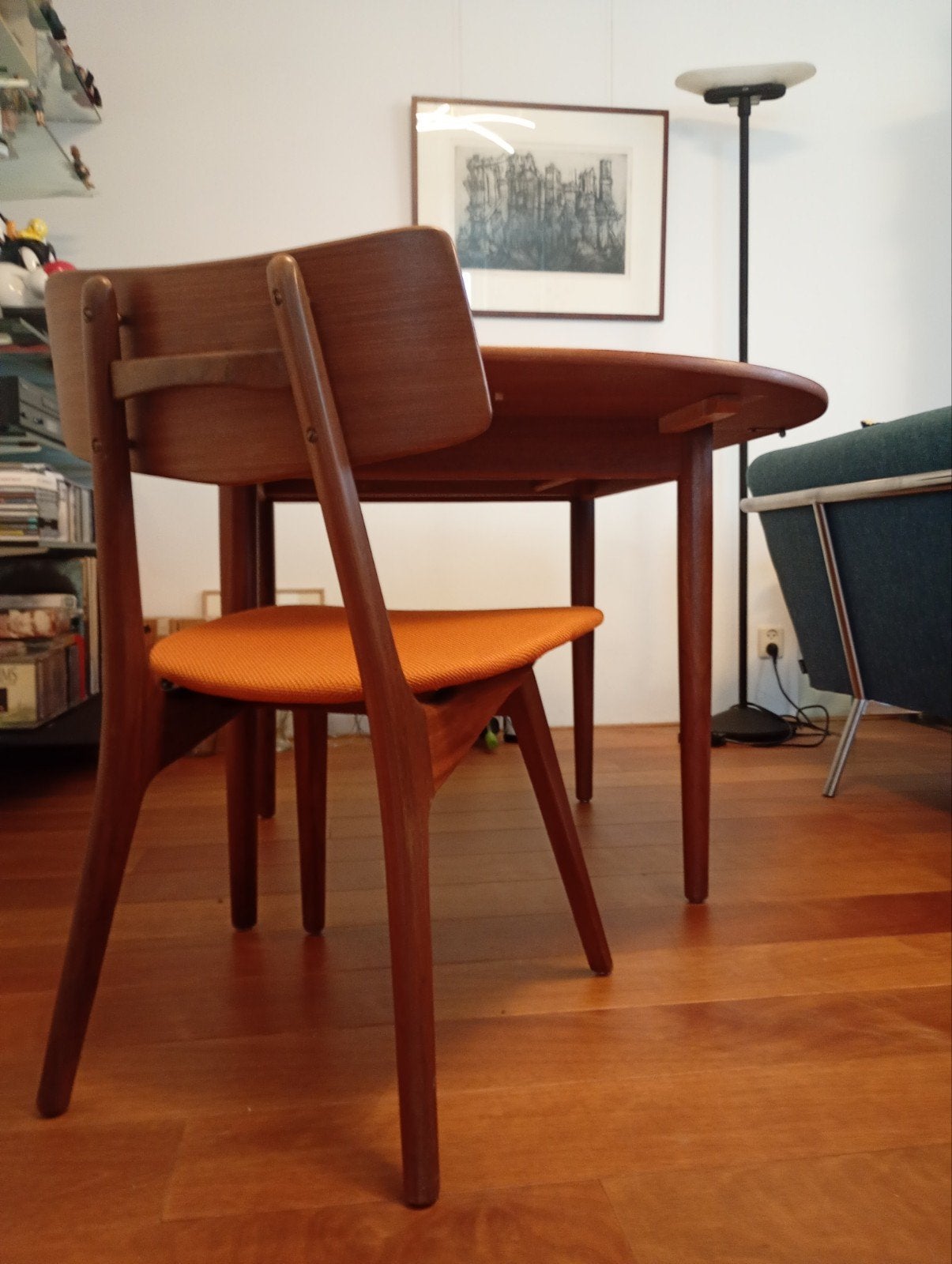 Foto 4 van Pastoe eettafel Cees Braakman (uitschuifbaar) + 4 stoelen