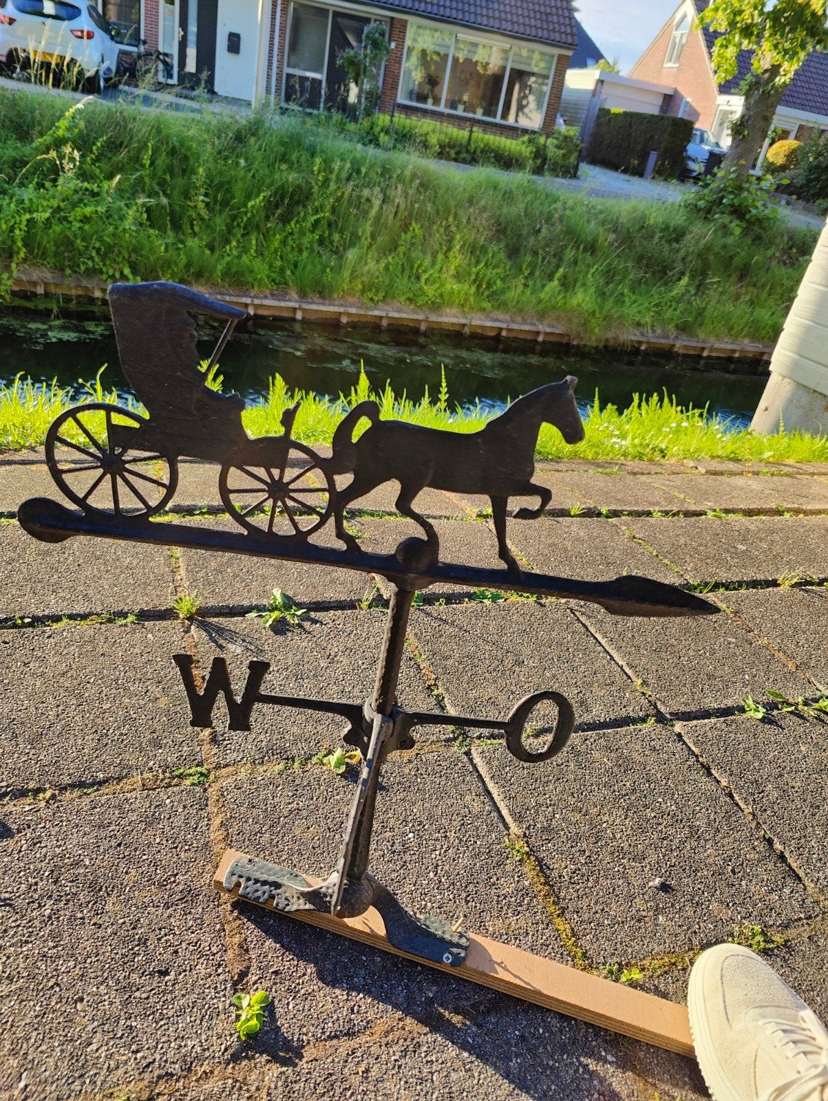 Klassieke Windwijzer met Paard en Koets, Tuin en Terras, Windwijzers en Windmolens, Ophalen of Verzenden, Gebruikt