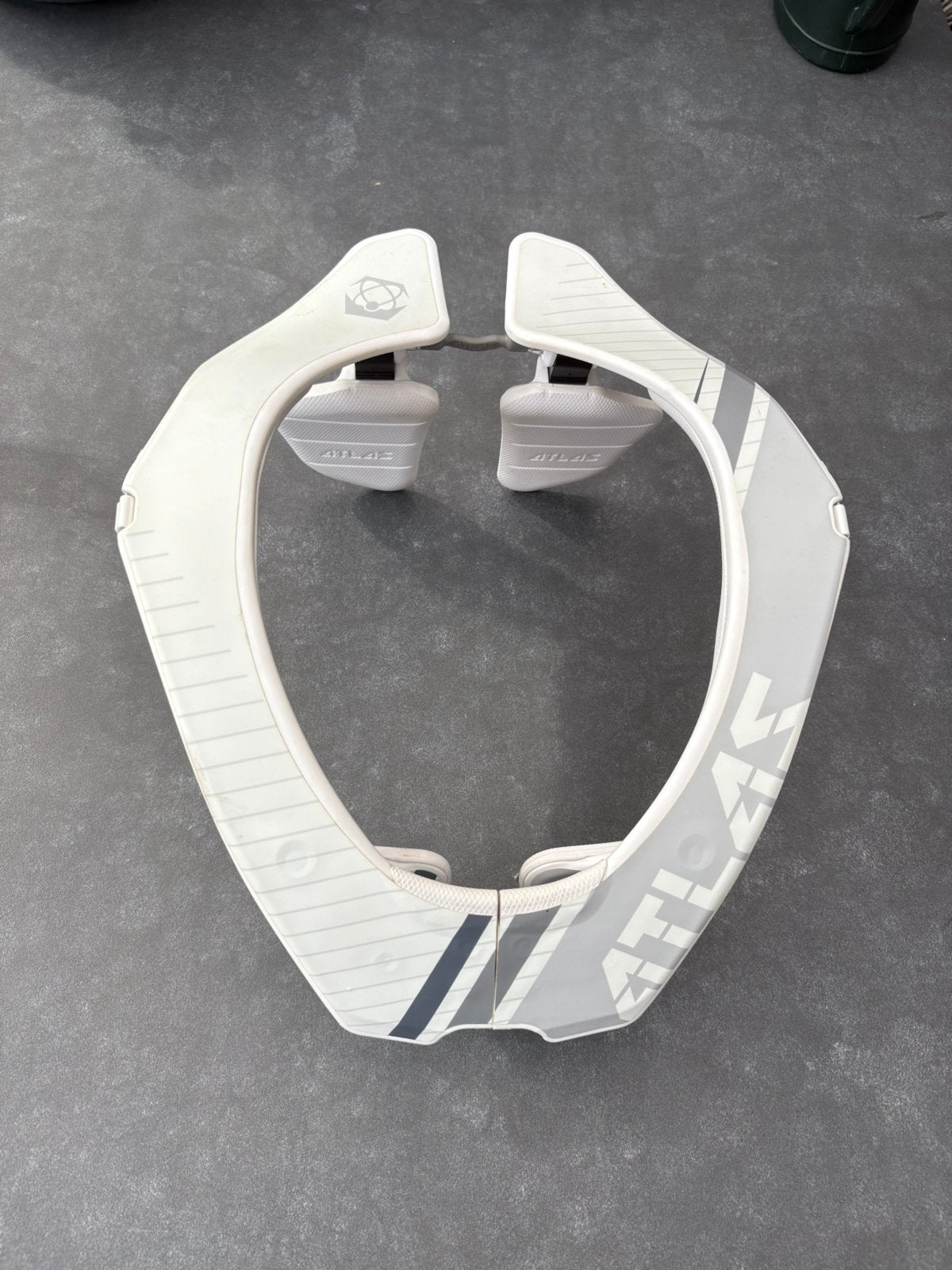 atlas nekbrace, Motoren, Kleding | Motorkleding, Ophalen of Verzenden, Nieuw zonder kaartje, Kinderen, Motorcrosskleding