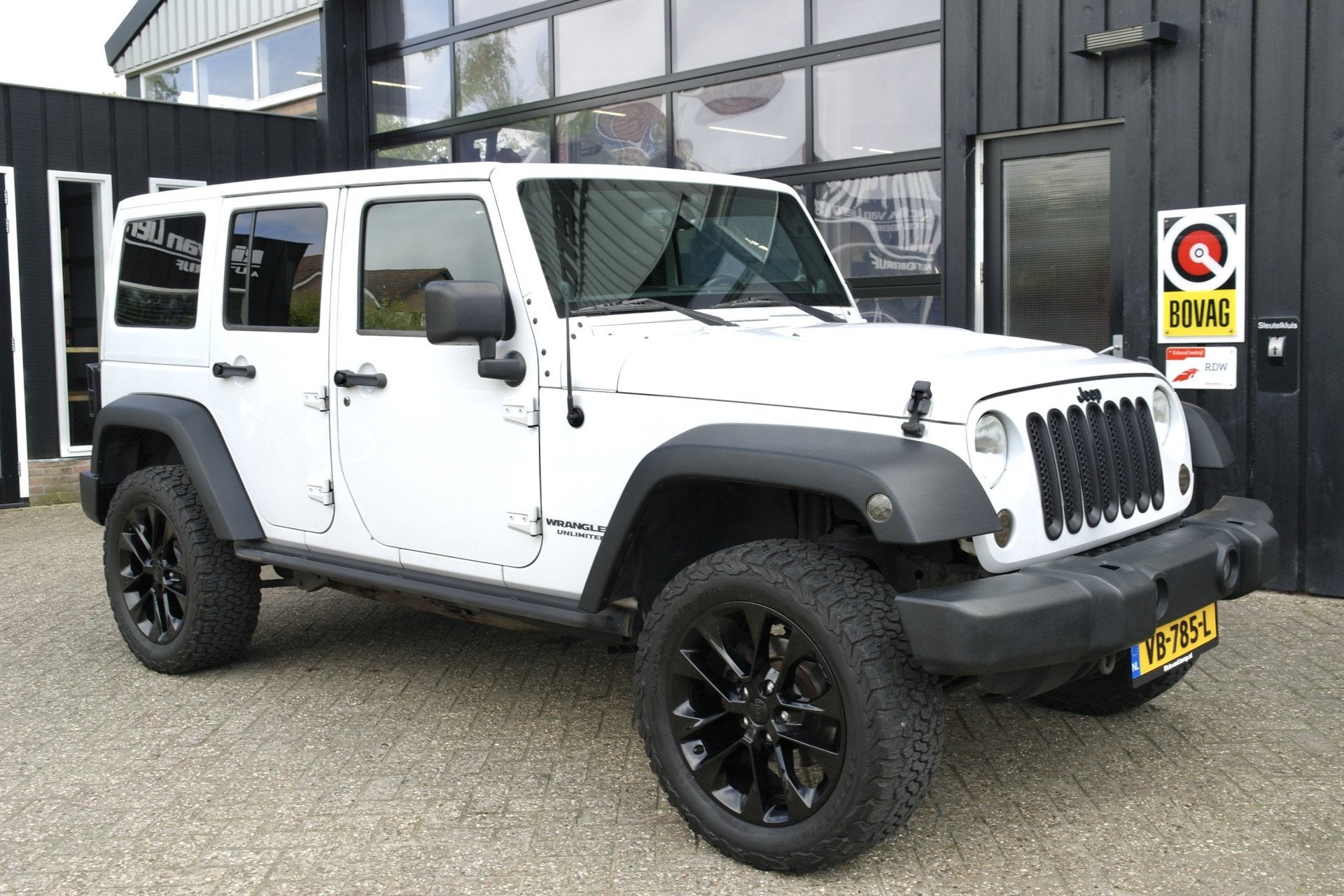 Jeep Wrangler 2.8 CRD Sport | NL-Auto | Trekhaak | Grijs Ken, Auto's, Euro 5, Gebruikt, 4 cilinders, Wit
