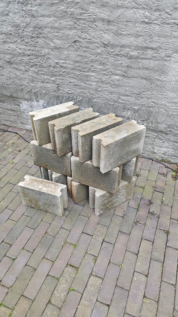 13 betonnen bouwstenen, Ophalen, Nieuw, Beton