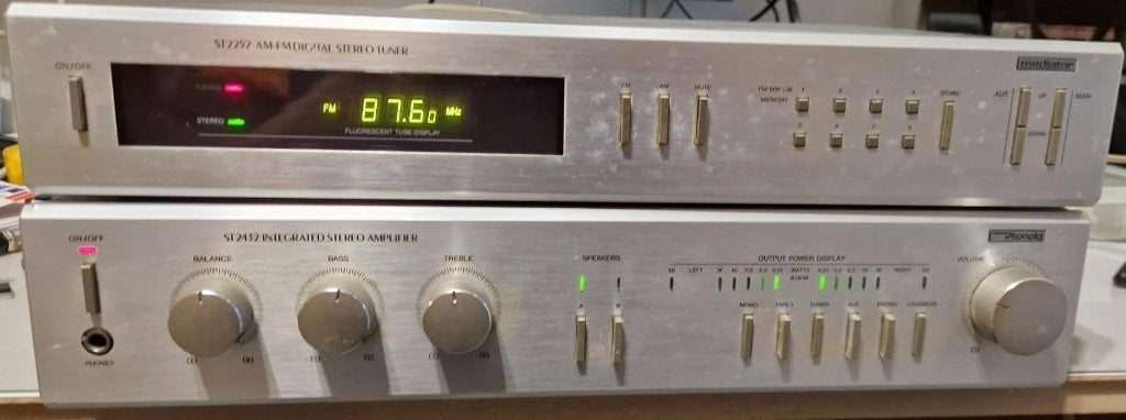 Versterk+Tuner    (Philips), Overige merken, Ophalen of Verzenden, Zo goed als nieuw, Minder dan 60 watt