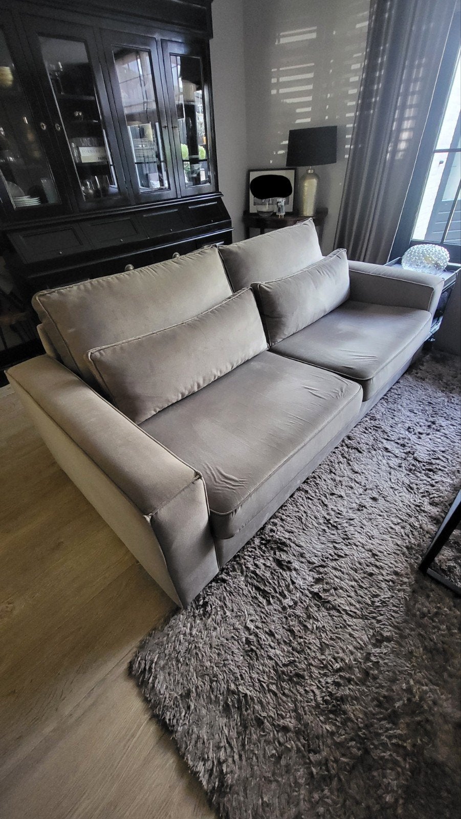 Comfortabele 3-zits bank in taupe kleurige stof, Ophalen, Gebruikt, Driepersoons, 75 tot 100 cm
