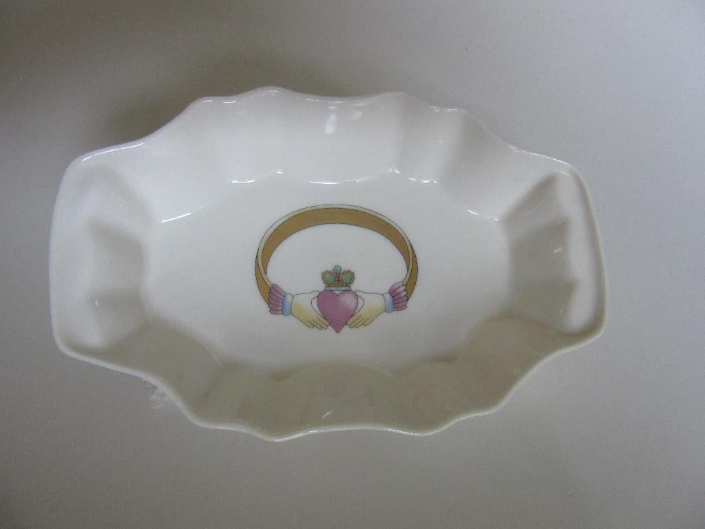 Irish Donegal Hand Painted Parian China Jam / Trinket Dish, Antiek en Kunst, Ophalen of Verzenden