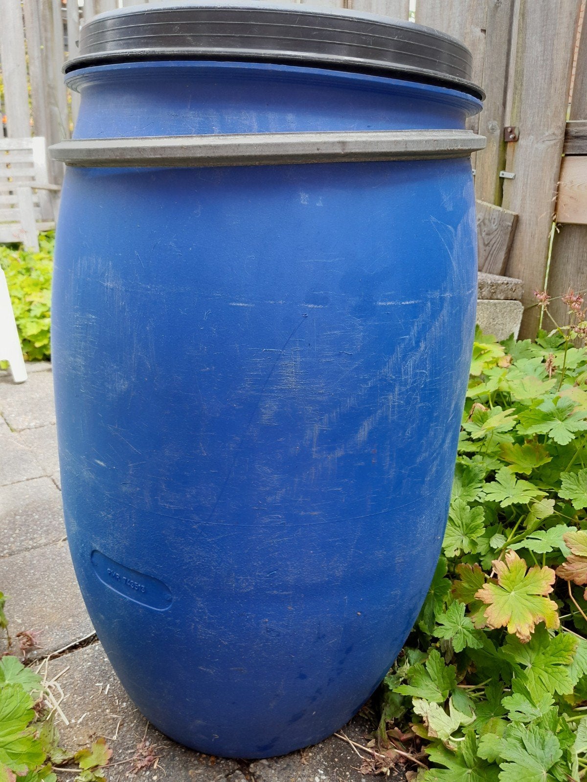 Voerton 80cm hoog /120 l. - 4 zakken biks, Ophalen