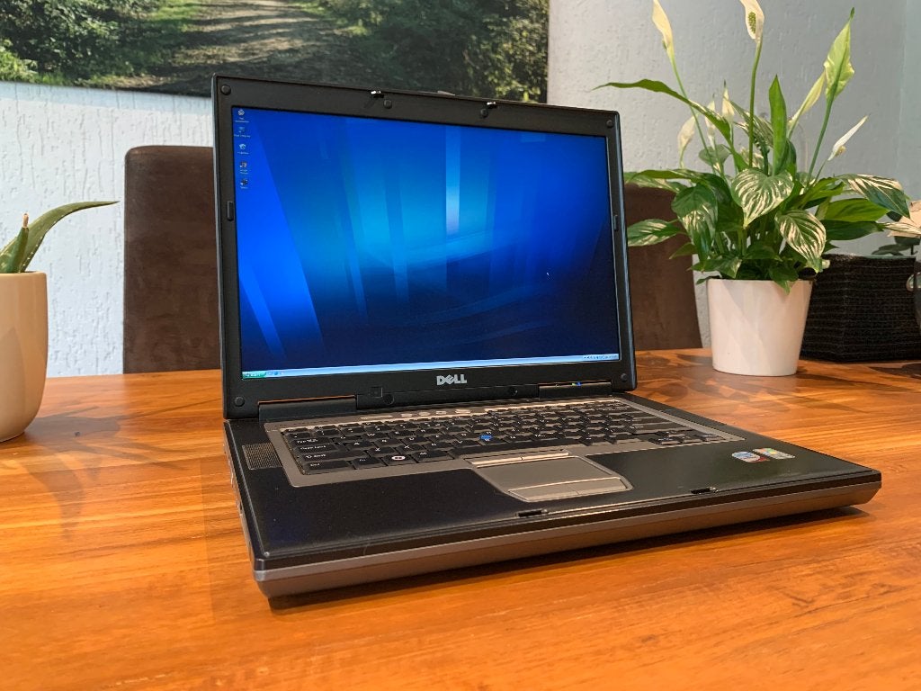 Dell Precision M4300 | 15,4" WUXGA | Windows XP Retro GAMING, 2 tot 3 Ghz, Ophalen of Verzenden, Zo goed als nieuw, Dell