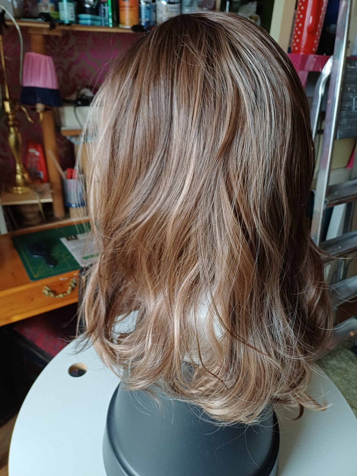 pruik synthetisch donker blond nieuw, Ophalen, Nieuw