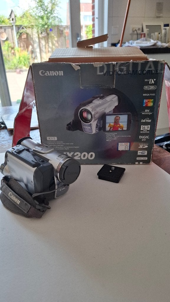 Canon Video Camcorder MVX200, Mini dv, Canon, 20x of meer, Ophalen of Verzenden
