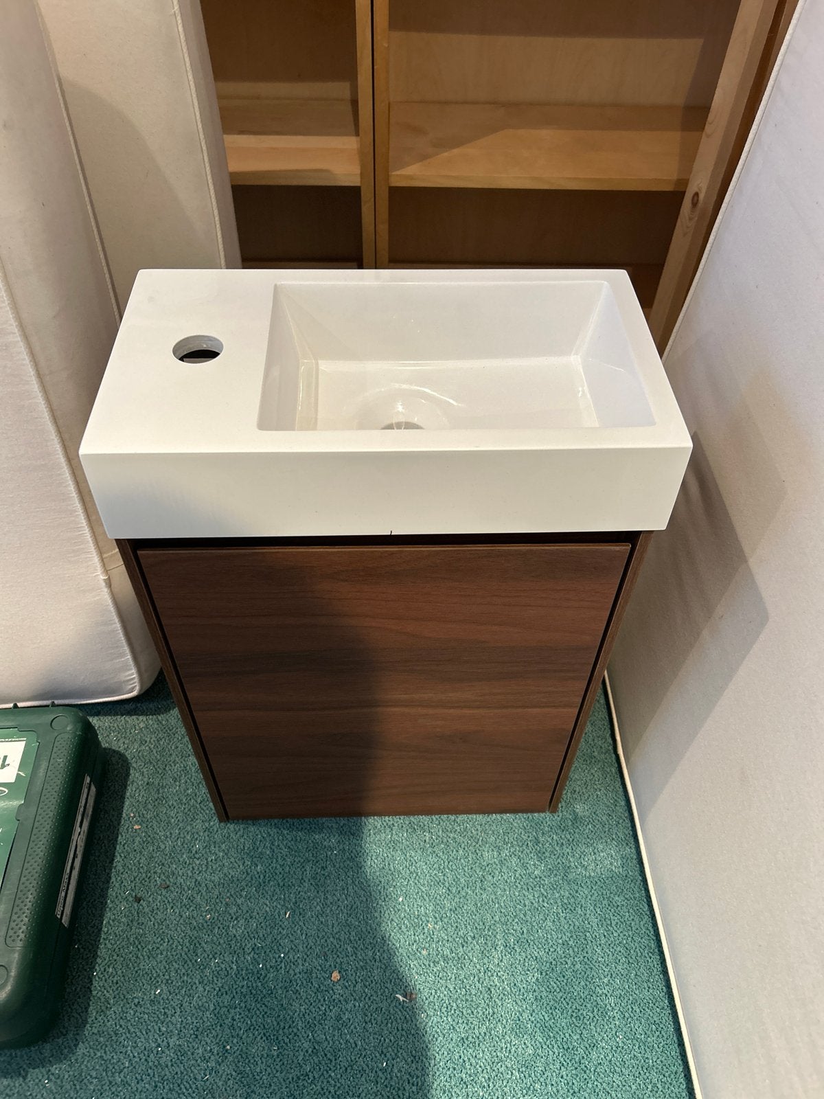 Nieuwe fontein met houtlook kastje voor toilet, Ophalen, Nieuw, Wastafel