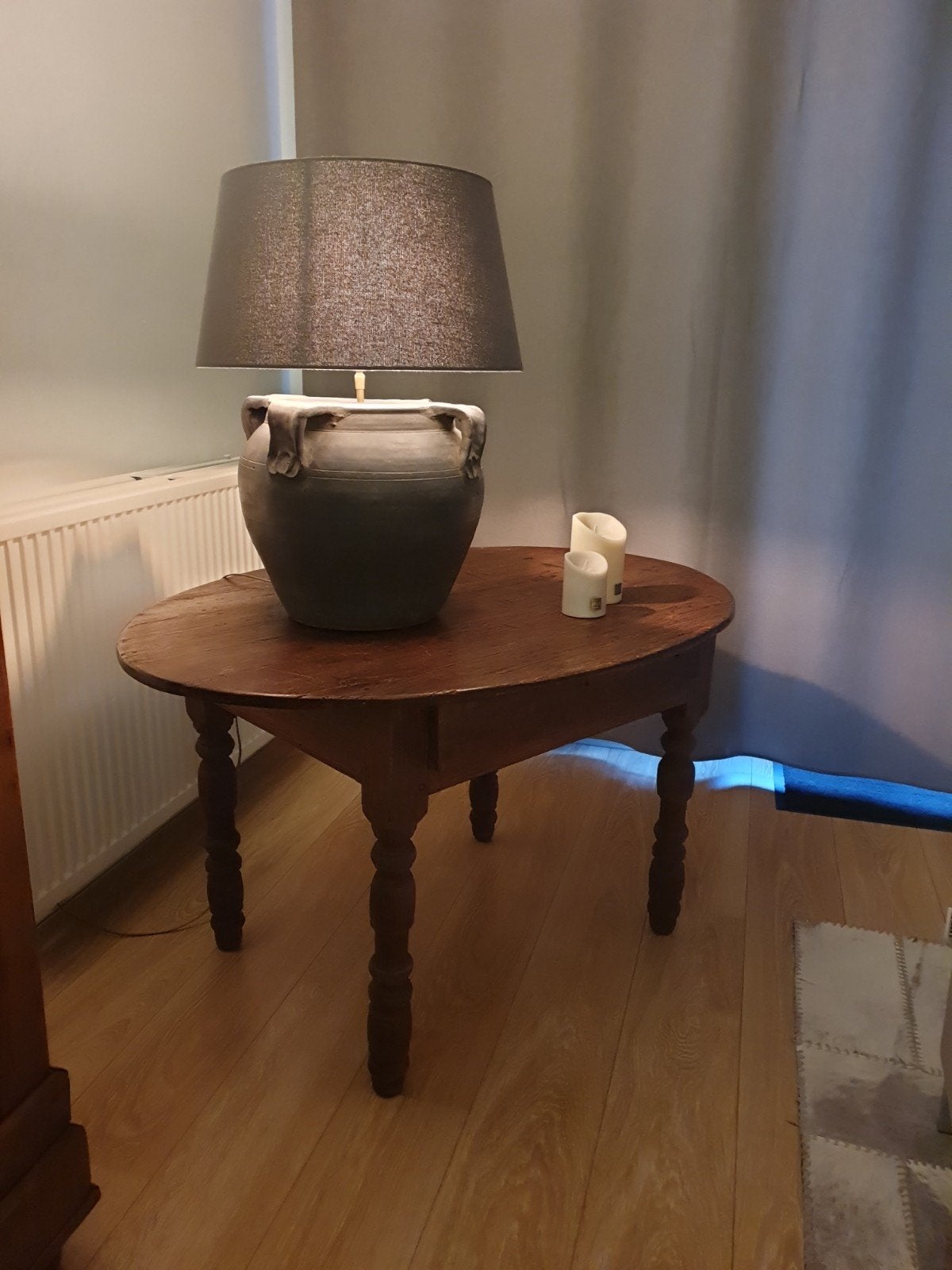 Ovale antieke bijzettafel van hout, Ophalen