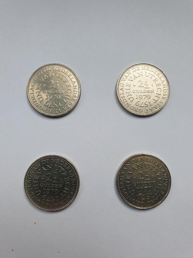 Unie van Utrecht 1979 4 *, Ophalen of Verzenden, Koningin Juliana, 2½ gulden, Losse munt