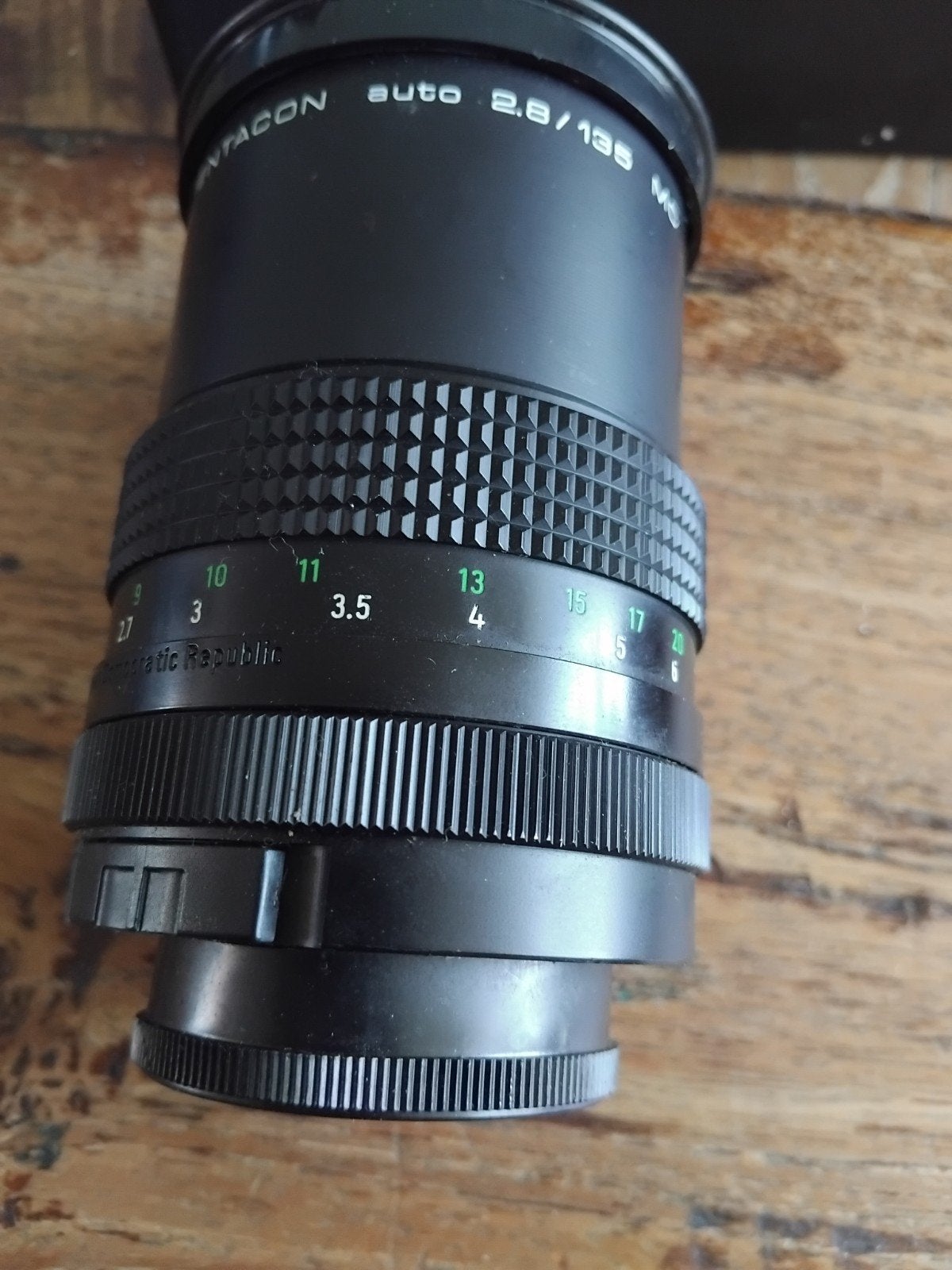 Pentacon Auto 2.8/135 MC lens in originele doos, Audio, Tv en Foto, Fotografie | Lenzen en Objectieven, Overige merken, Handmatige focus