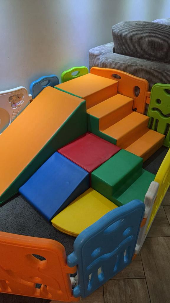 Softplay speelmat iglu foam speelset, Kinderen en Baby's, Kinderkamer | Commodes en Kasten, Minder dan 75 cm, 50 tot 70 cm, Zo goed als nieuw