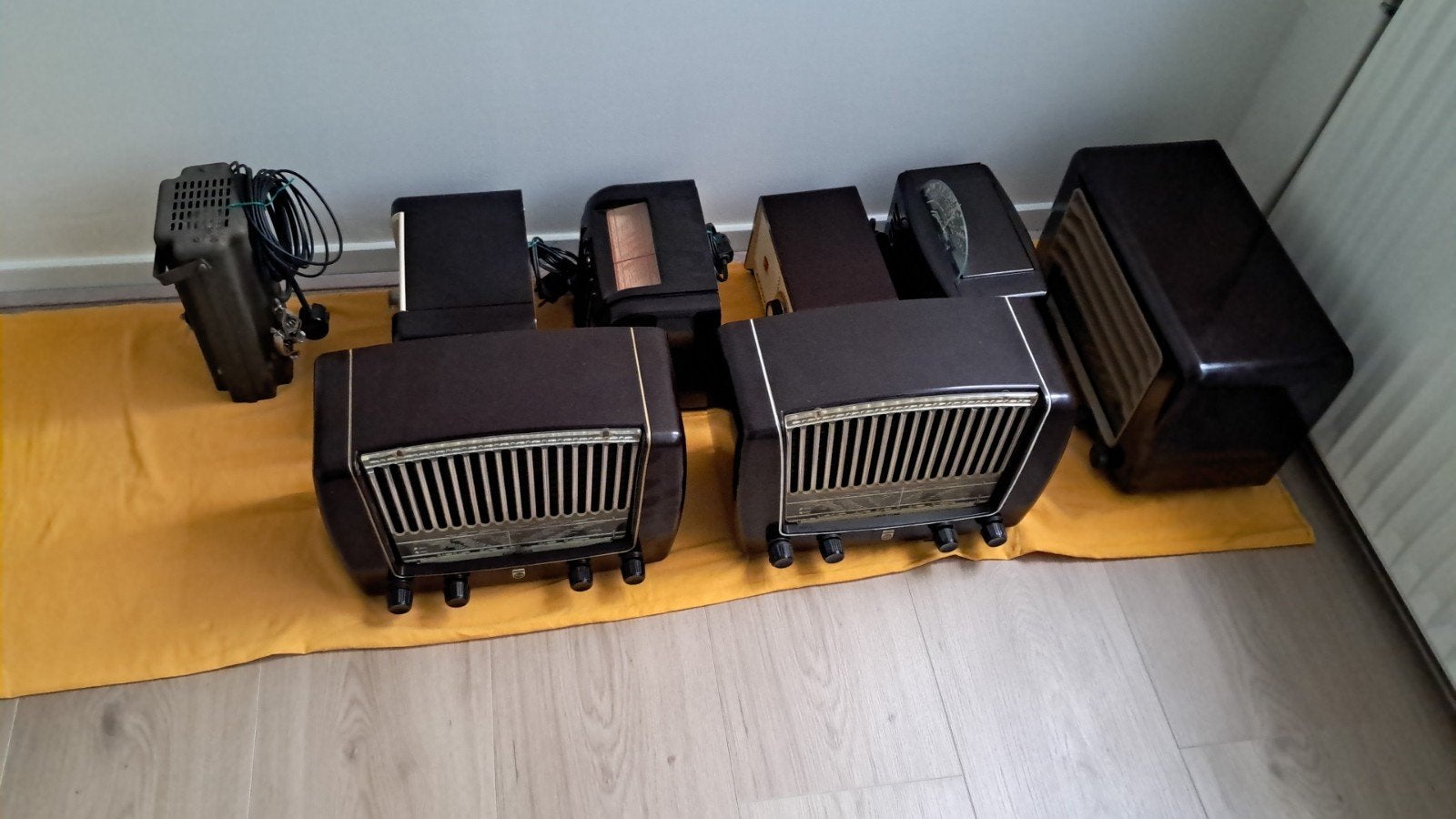 OUDE BUIZEN RADIO'S  8 stuks *Alleen ophalen *, Ophalen