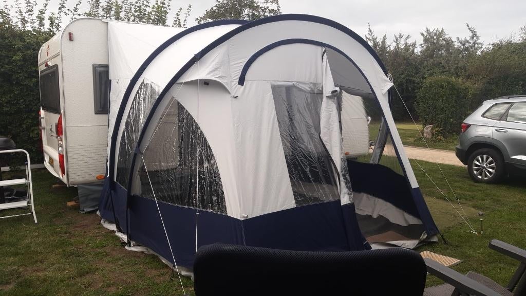 Leuke praktische koepel voortent, Caravans en Kamperen, Voortenten en Luifels, Ophalen, Gebruikt