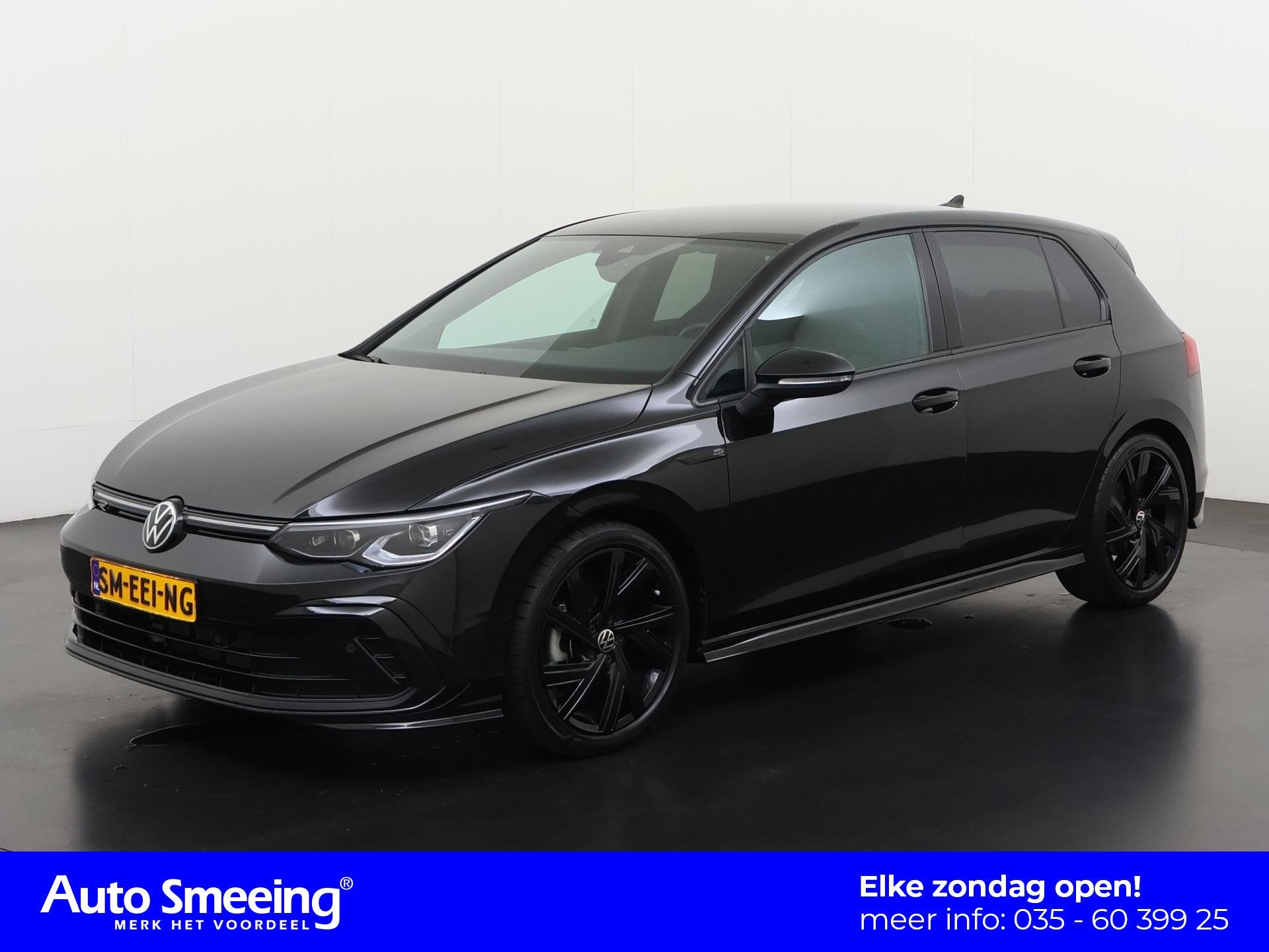 Volkswagen Golf 1.5 eTSI R-Line DSG | Trekhaak | Harman/Kard, Stof, 4 cilinders, Zwart, Golf