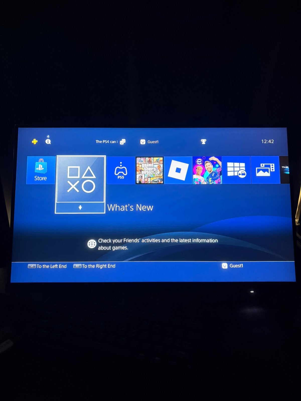 PlayStation 4 Slim 1TB + GTA 5 + 3 Controllers, Ophalen, Met games, Zo goed als nieuw, 1 TB