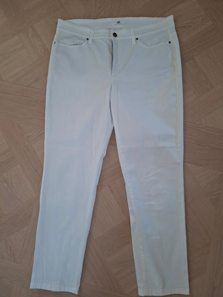 Cambio nieuwe witte broek mt 44 model Piera 7/8 lengte, Kleding | Dames, Broeken en Pantalons, Cambio, Wit, Maat 42/44 (L), Nieuw