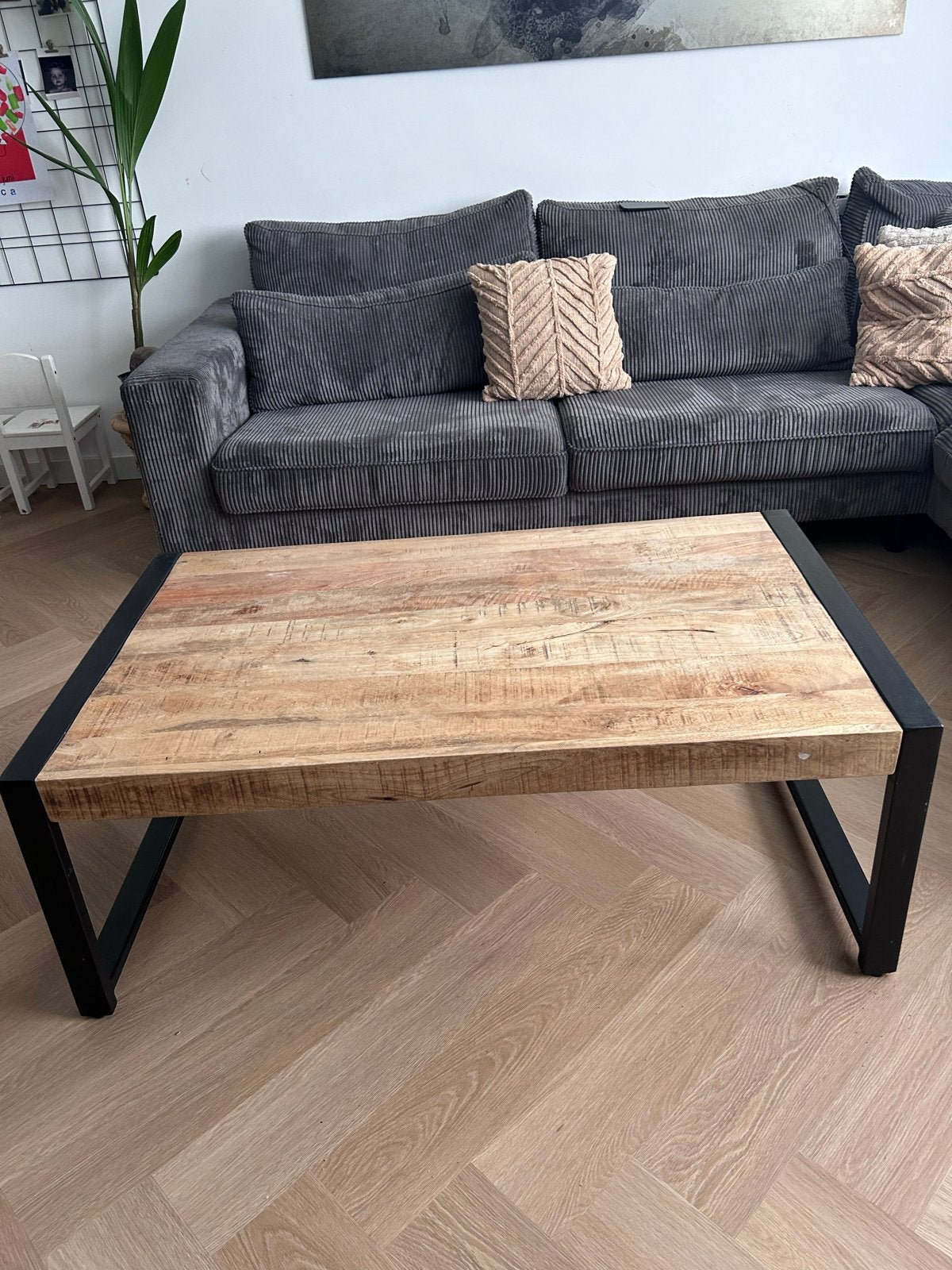 Salontafel van mangohout met stalen poten, Ophalen, Gebruikt, 100 tot 150 cm, 50 tot 100 cm