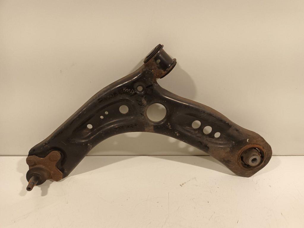 Draagarm links voor Seat Leon, Auto-onderdelen, Onderdelen@venauto.nl, Van der Ven Autorecycling B.V., Gebruikt, Ettenseweg 76, 4706 PB Roosendaal, The Netherlands
