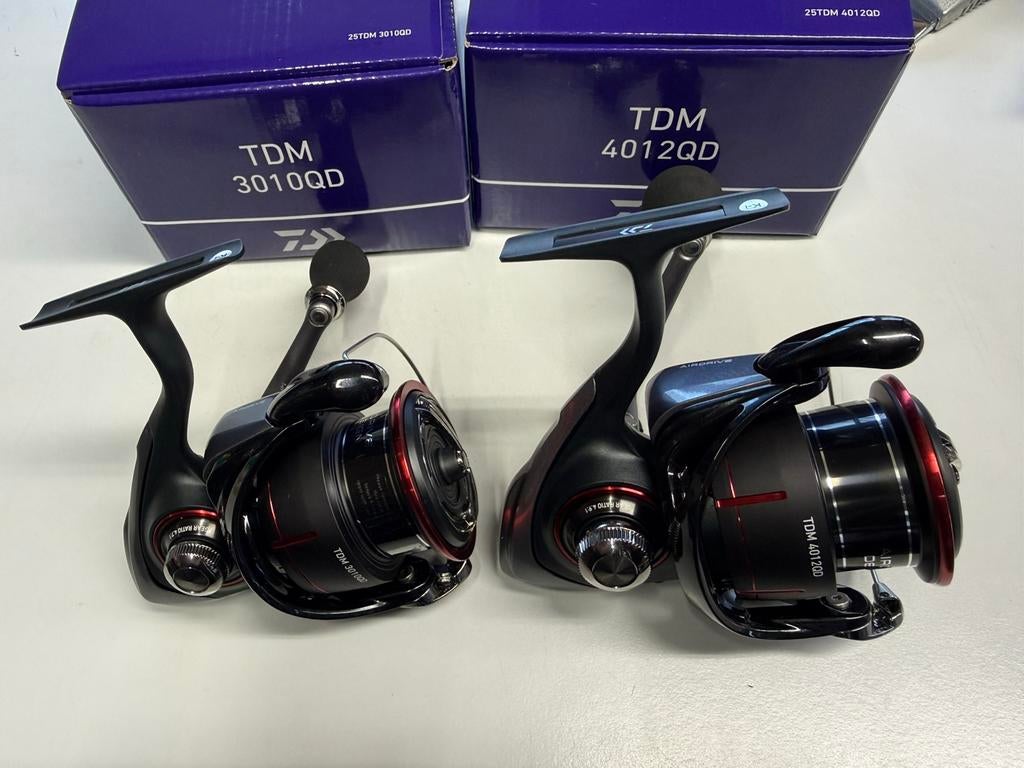 Nieuw Daiwa 25 TDM 3012 & 4012, Ophalen of Verzenden, Nieuw, Molen