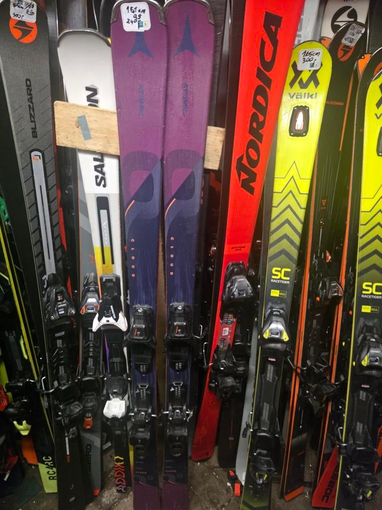 ATOMIC CLOUD Q9 DAMES ALL SNEUW SKIS, Sport en Fitness, Skiën en Langlaufen, 160 tot 180 cm, Ophalen of Verzenden, Zo goed als nieuw
